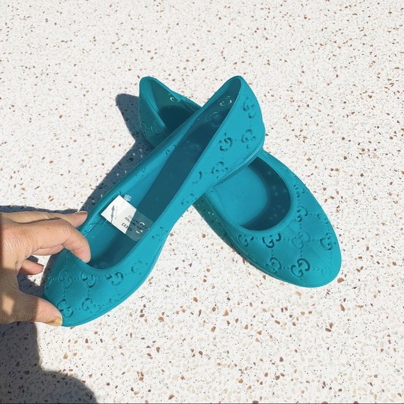NIB Authentic Gucci Laser-cut GG Web Jelly Rubber Slipper Flats Blue 5 - Picture 2 of 7